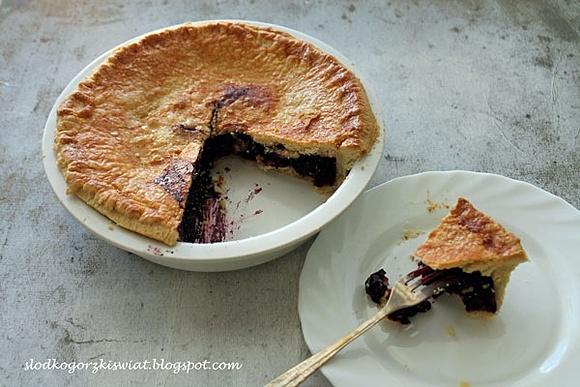 Jagodowe ciasto z masłem i cukrem pudrem - blueberry pie