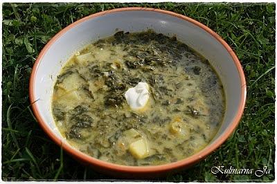 Zupa szpinakowa w dwóch wersjach