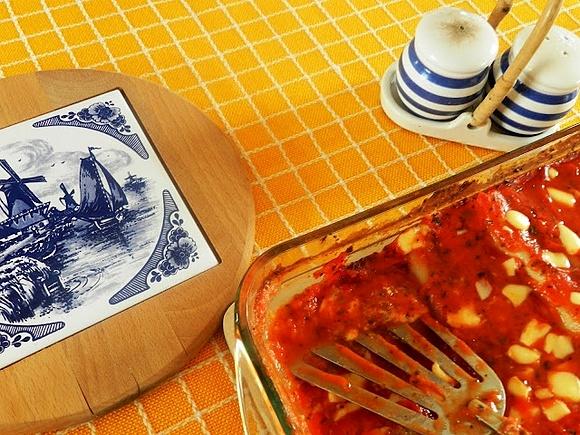 Cannelloni kalafiorowo-brokułowe z przecierem pomidorowym