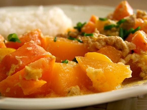 Słoneczne curry z dynią i marchewką