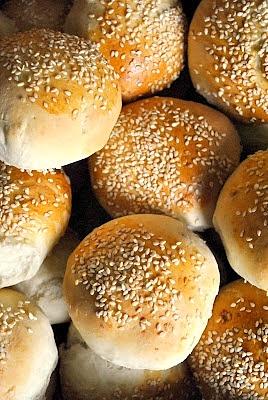 Domowe bułeczki do hamburgerów