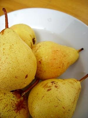 Ciasto kakaowe z gruszkami