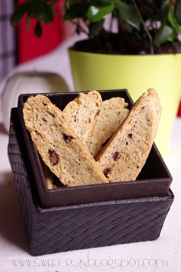 Biscotti kawowe na podróż do lunch boxa
