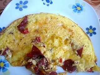 Frittata z papryką i salami