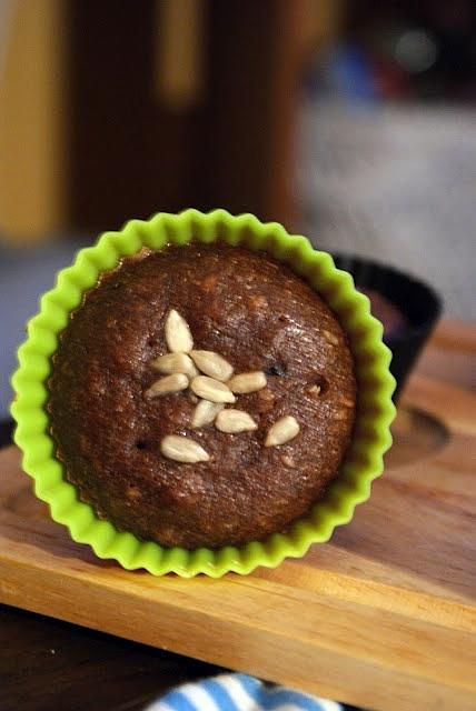 Pełnoziarniste czekoladowe muffiny