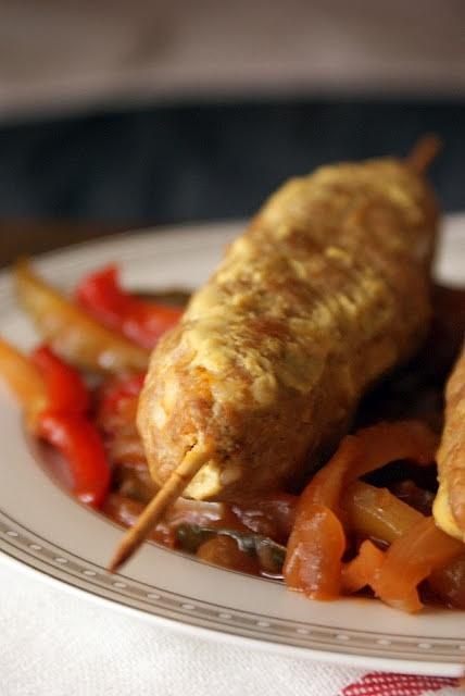 Shish kebaby z sosem ostro-kwaśnym