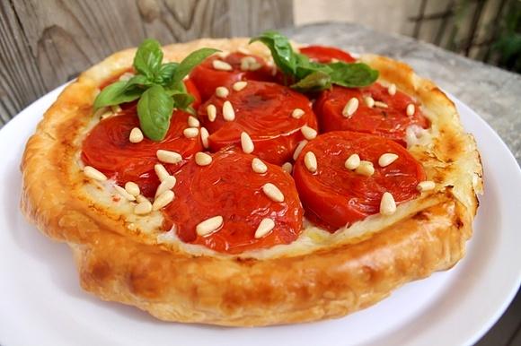 Pomidorowa tarta tatin z prowansji - lekka i ekskluzywna dla dwojga