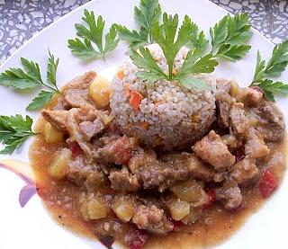 Gulasz z cukinią