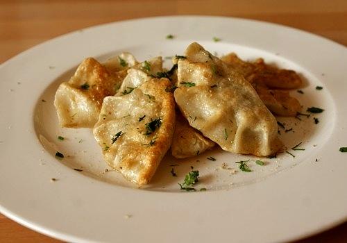 Pierogi z farszem mięsnym i ruskim