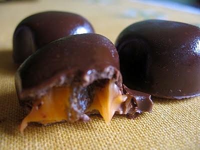 Domowe czekoladki z rodzynkowym ganache