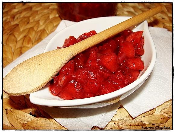 Chutney z brusznicy czerwonej borówki