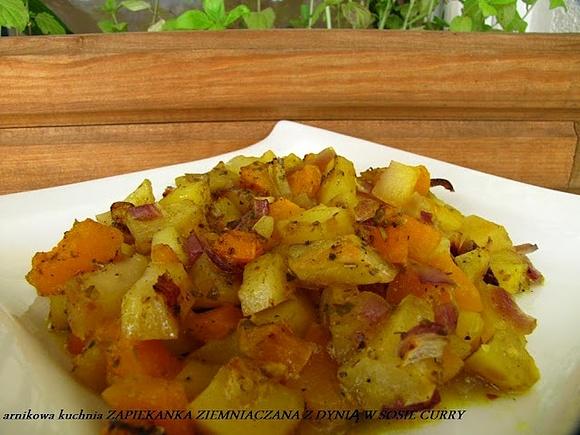 Zapiekanka ziemniaczana z dynią w sosie curry
