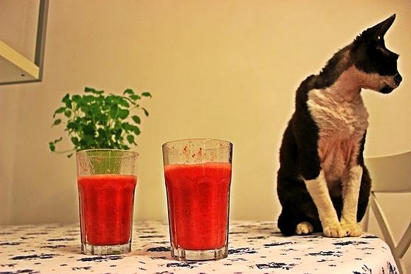 Smoothie truskawkowo-winogronowe