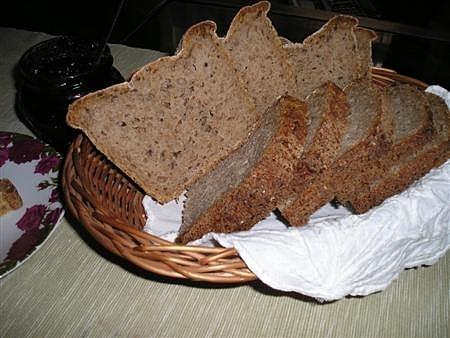 Ciemny żytni chleb polski