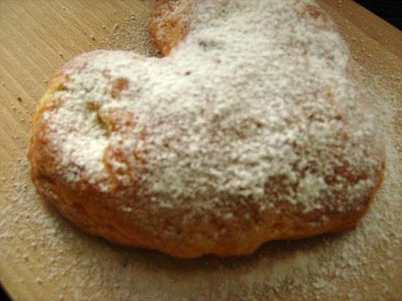 Serce z jabłkowym nadzieniem – prosty i smaczny deser
