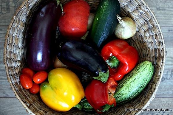 Ratatouille pod serową kruszonką