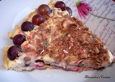 Moja pierwsza tarta z owocami pod kołderką budyniową