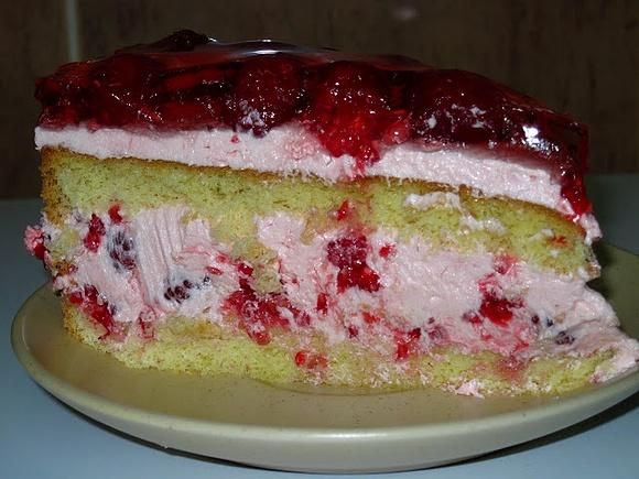 Malinowe ciasto na pożegnanie lata