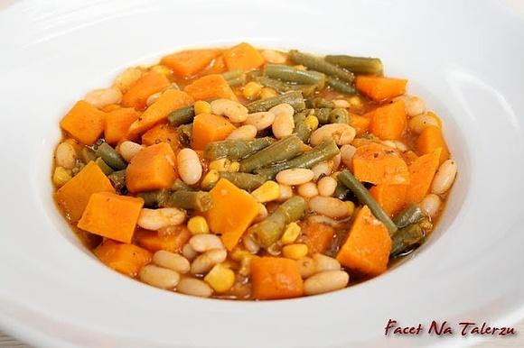 Porotos granados - gulasz z dyni i fasoli