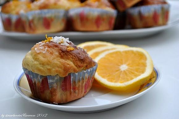 Drożdżowe muffiny o smaku pomarańczowo-kokosowym