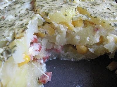 Zapiekanka ziemniaczana z ziołową polewą