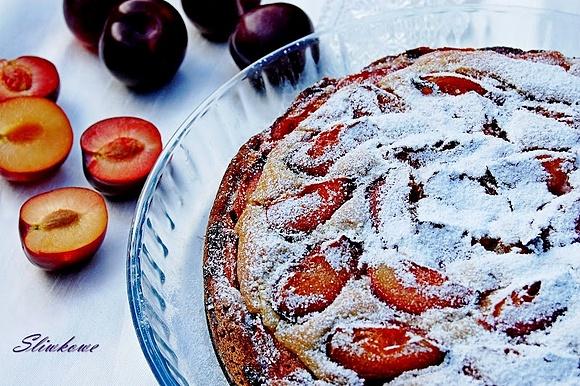 Śliwkowe ciasto na jesień - wilgotne, aromatyczne, z najlepszymi śliwkami