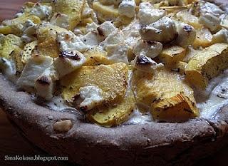 Tarta z pieczoną dynią na orzechowym spodzie