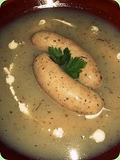 Żurek z białą kiełbasą