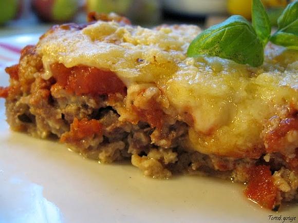 Meatzza – włoski wypiek z mięsem i serami