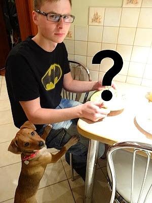 Co oni jedzą? – Naleśniki kokosowe z owocami
