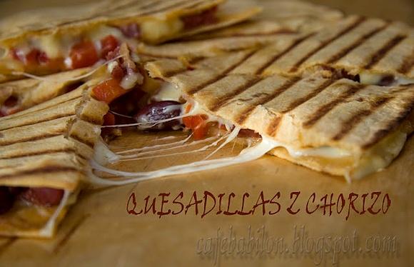 Quesadillas z chorizo