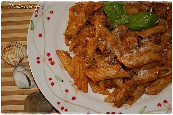 Makaron z pesto i kurczakiem