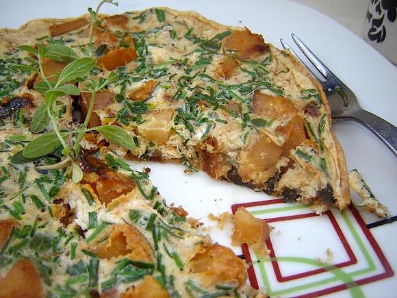 Hiszpańska tortilla de patatas z dyniowymi ziemniakami