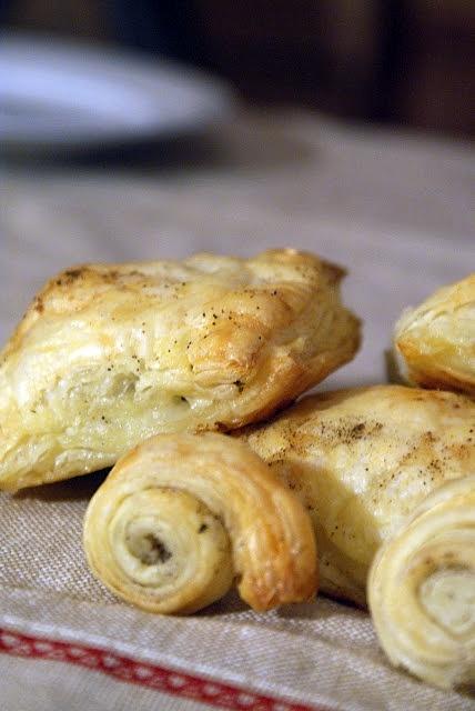 Ciastka francuskie z jajkiem i brokułem