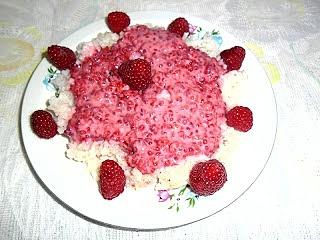 Deser ryżowo malinowy