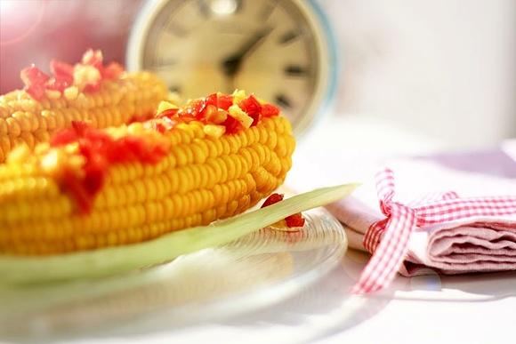 Kukurydza z imbirem, papryką i papryczką chilli