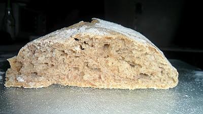 Ciabatta domowa - przepis na pyszną włoską bułkę