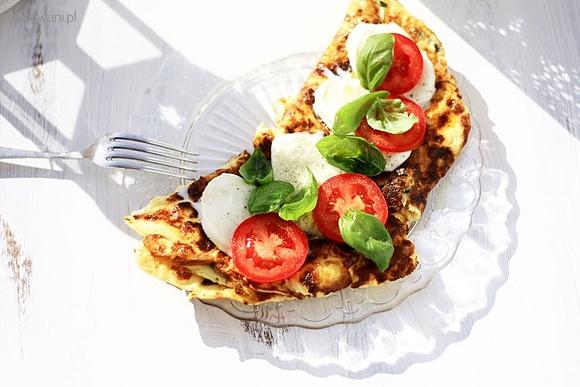 Omlet a’la Caprese