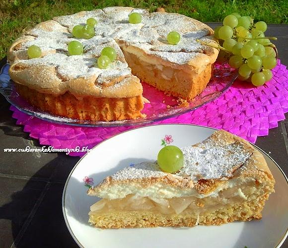 Marcepanowa szarlotka