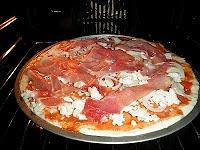 Sos do pizzy na zimno z pomidorów i przypraw