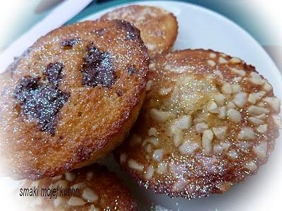 Orzechowe muffinki z bananami