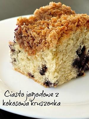 Ciasto z kokosową kruszonką i jagodami
