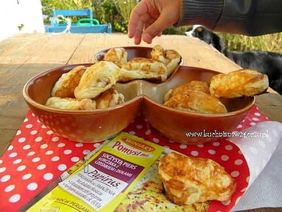 Pierogi z kurczakiem pieczonym w papirusie