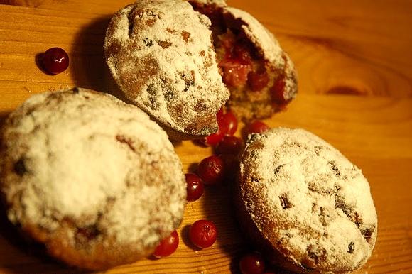 Orkiszowe muffinki z żurawiną
