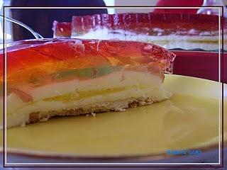 Sernik na zimno z galaretką bez jaj