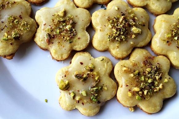 Urocze ciasteczka cytrynowe z pistacjami