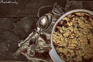 Crumble z jabłkami i żurawiną