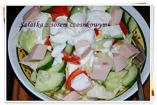 Protal sałatka z sosem czosnkowym
