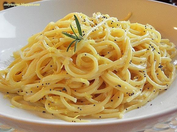 Makaron cytrynowo-rozmarynowy z Grana Padano