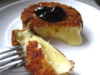 Smażony ser Camembert na słodko na chłodniejsze dni
